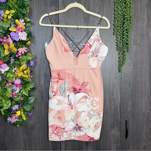 ~-Ginger Fizz Boutique Chain Cutout Mini Dress Size 14/L-XL